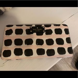 Kate Spade wallet NWOT